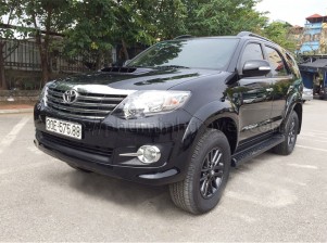 Cho thuê xe Fortuner uy tín 7 chỗ