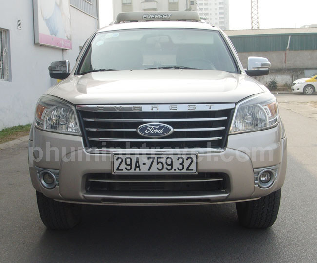 Cho thuê xe tháng Ford everest 7 chỗ