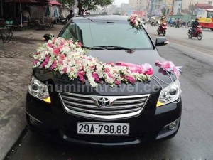 Cho thuê xe cưới Camry 2.5Q 4 chỗ