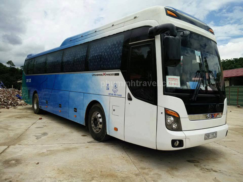 Cho thuê xe cưới 45 chỗ Hyundai Universe